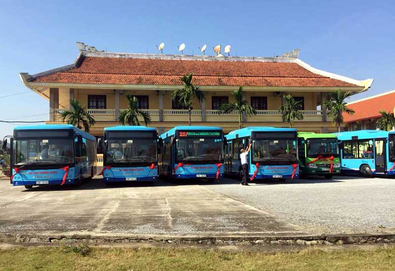 xe-bus-di-lang-van-hoa-choi-du lịch gần hà nội bằng xe bus